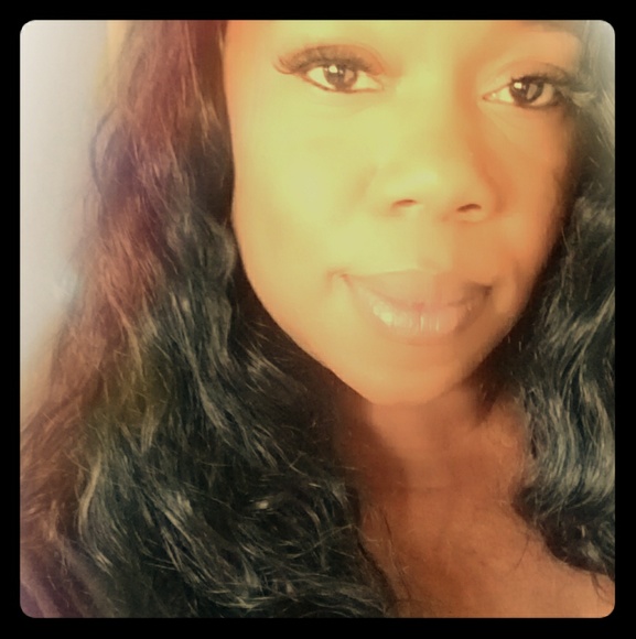 Meet your Posher, Danyetta - Picture 1 of 1